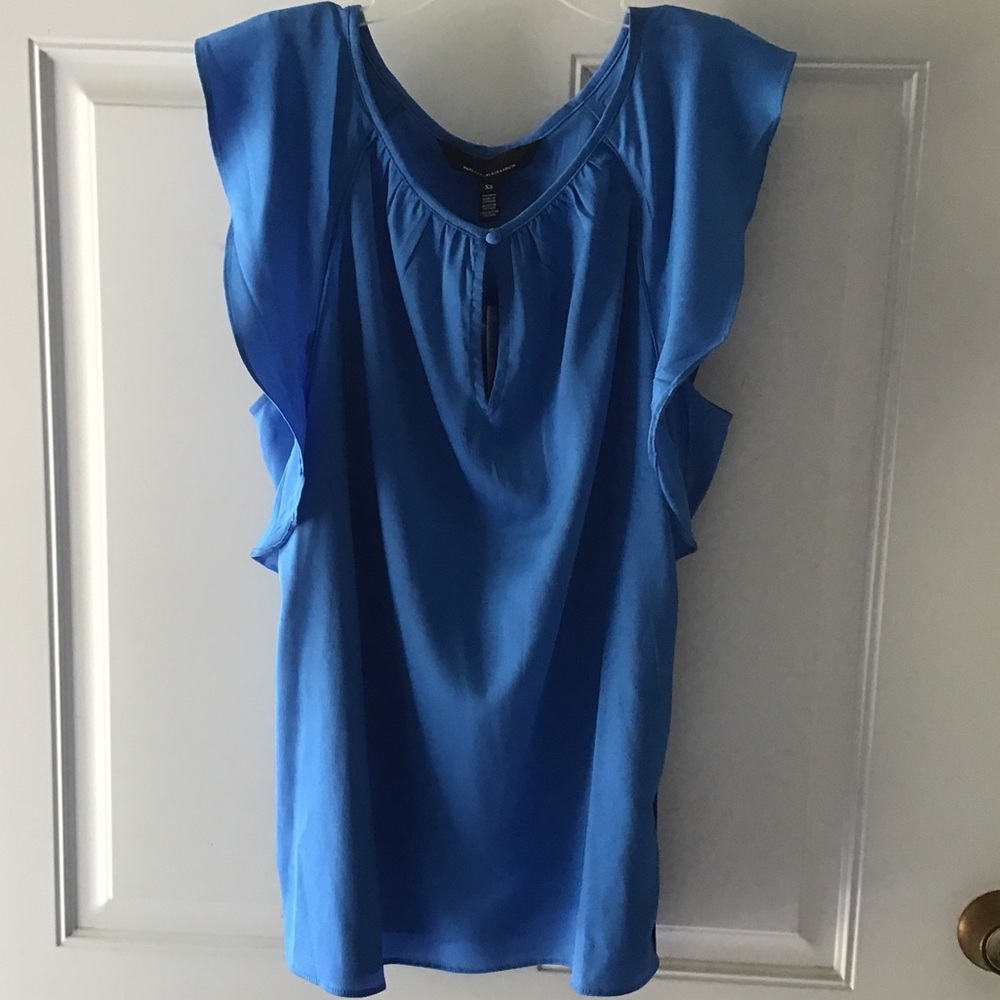 White House Black Market Cobalt Blue Keyhole Button flutter Sleeve Blouse